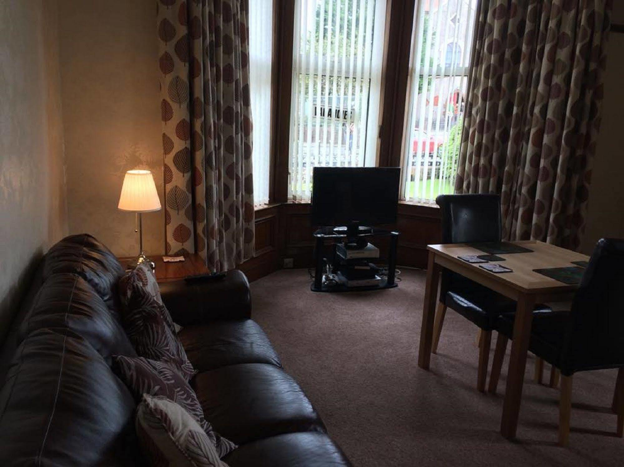 Fernlea Guest House Stranraer Exterior photo